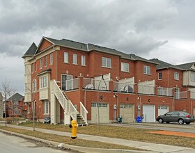2660-2664 Bur Oak Ave in Markham, ON - Building Photo - Building Photo
