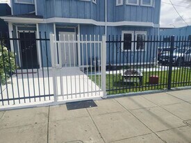 3532 San Leandro St in Oakland, CA - Building Photo