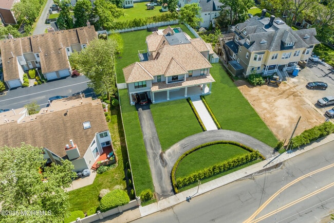 68 Cedar Ave in Long Branch, NJ - Building Photo - Building Photo