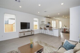 6714 Iron Clover Dr in Katy, TX - Foto de edificio - Building Photo