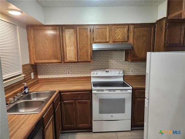 812 Ticonderoga Dr in Temple, TX - Foto de edificio - Building Photo