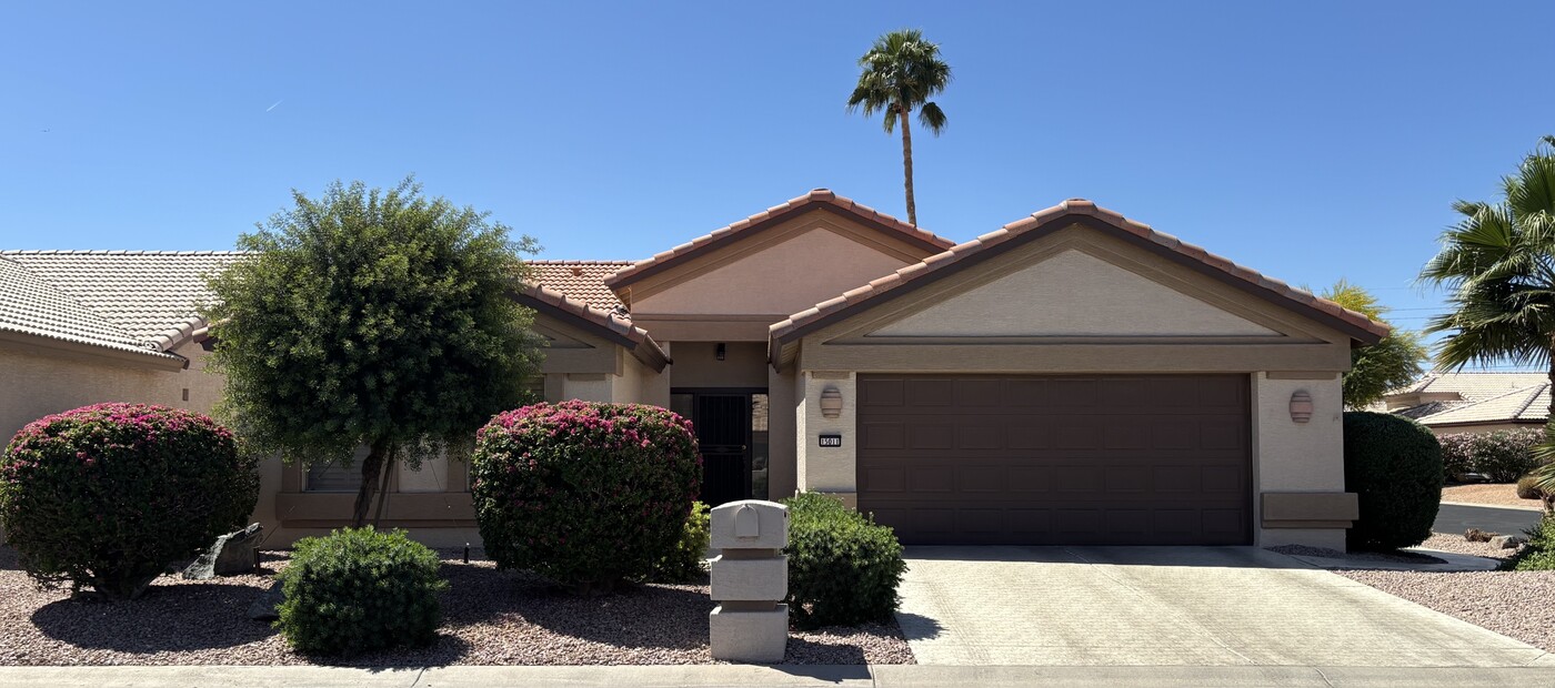 15011 W Verde Ln in Goodyear, AZ - Building Photo
