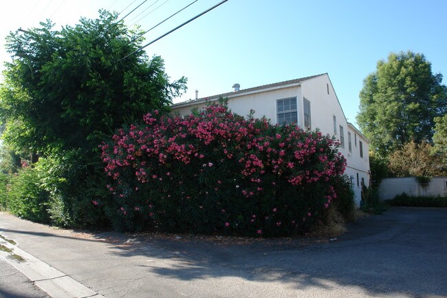 4179 Nagle Ave in Sherman Oaks, CA - Building Photo - Building Photo