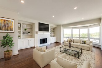 4242 Lomo Alto Dr in Dallas, TX - Building Photo - Building Photo