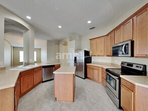 3071 White Heron Trl in Orange Park, FL - Building Photo - Building Photo