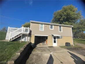 415 Old Colliers Way in Weirton, WV - Building Photo - Building Photo
