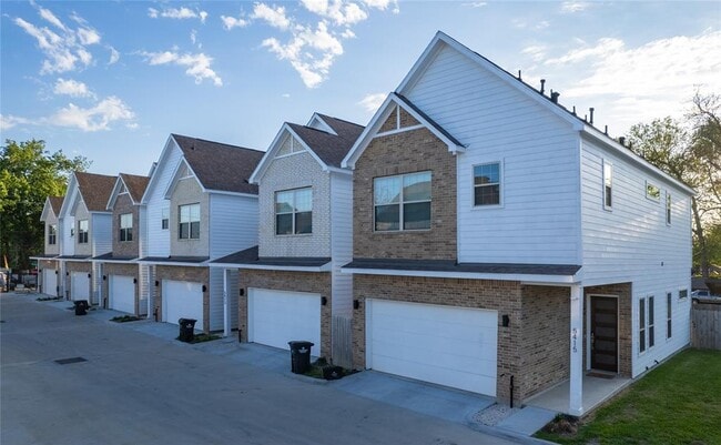 property at 5405 Iconic Ln