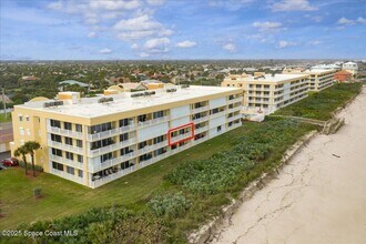 1831 Jimmy Buffett Mem Hwy in Indian Harbour Beach, FL - Building Photo - Building Photo