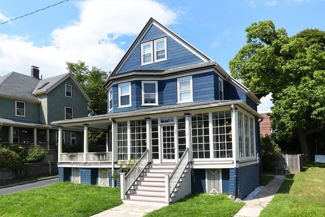 property at 56 Lyndhurst St