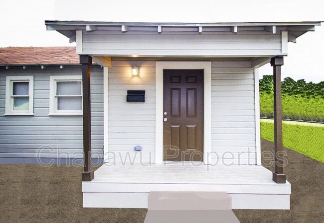 property at 930 Poinsettia St