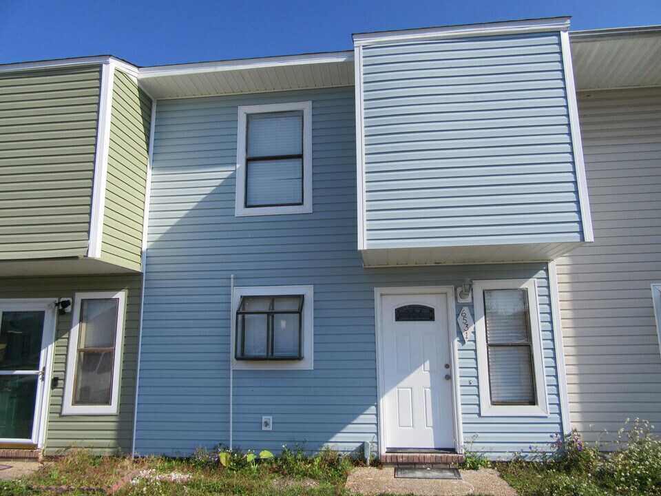 6531 Pridgen St in Panama City, FL - Building Photo