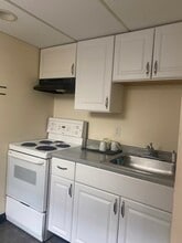 71 Putnam St, Unit 1 in Boston, MA - Building Photo - Building Photo