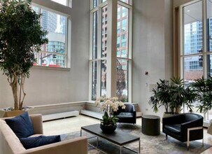 505 N McClurg Ct in Chicago, IL - Building Photo - Building Photo