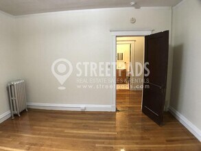 17-19-19 Washington St in Malden, MA - Building Photo - Building Photo