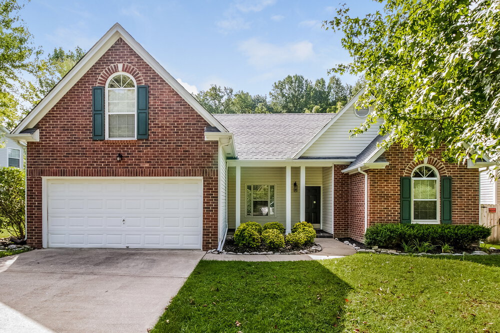 2204 Oak Barrel Ln in Nashville, TN - Building Photo