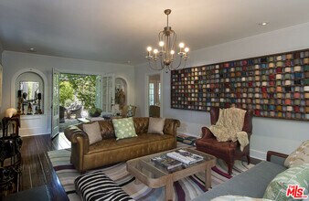 369 23rd St in Santa Monica, CA - Foto de edificio - Building Photo