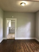 406 18th St in Alexandria, LA - Foto de edificio - Building Photo
