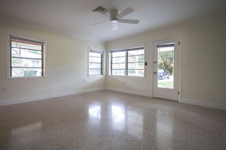 2156 Goldenrod St in Sarasota, FL - Building Photo - Building Photo