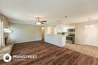 9387 Valley Bend in San Antonio, TX - Foto de edificio - Building Photo