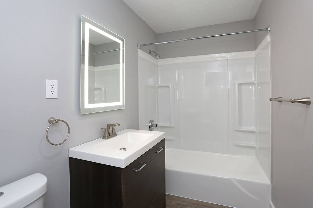 COVE West Hartford West Hartford, CT Apartments