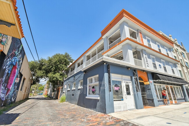 232 4th St N in St. Petersburg, FL - Building Photo - Building Photo