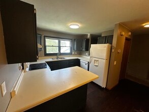 5793 Williamsburg Way, Unit 5793 in Fitchburg, WI - Foto de edificio - Building Photo