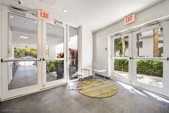 2020 Prairie Ave, Unit 505 in Miami Beach, FL - Building Photo - Building Photo