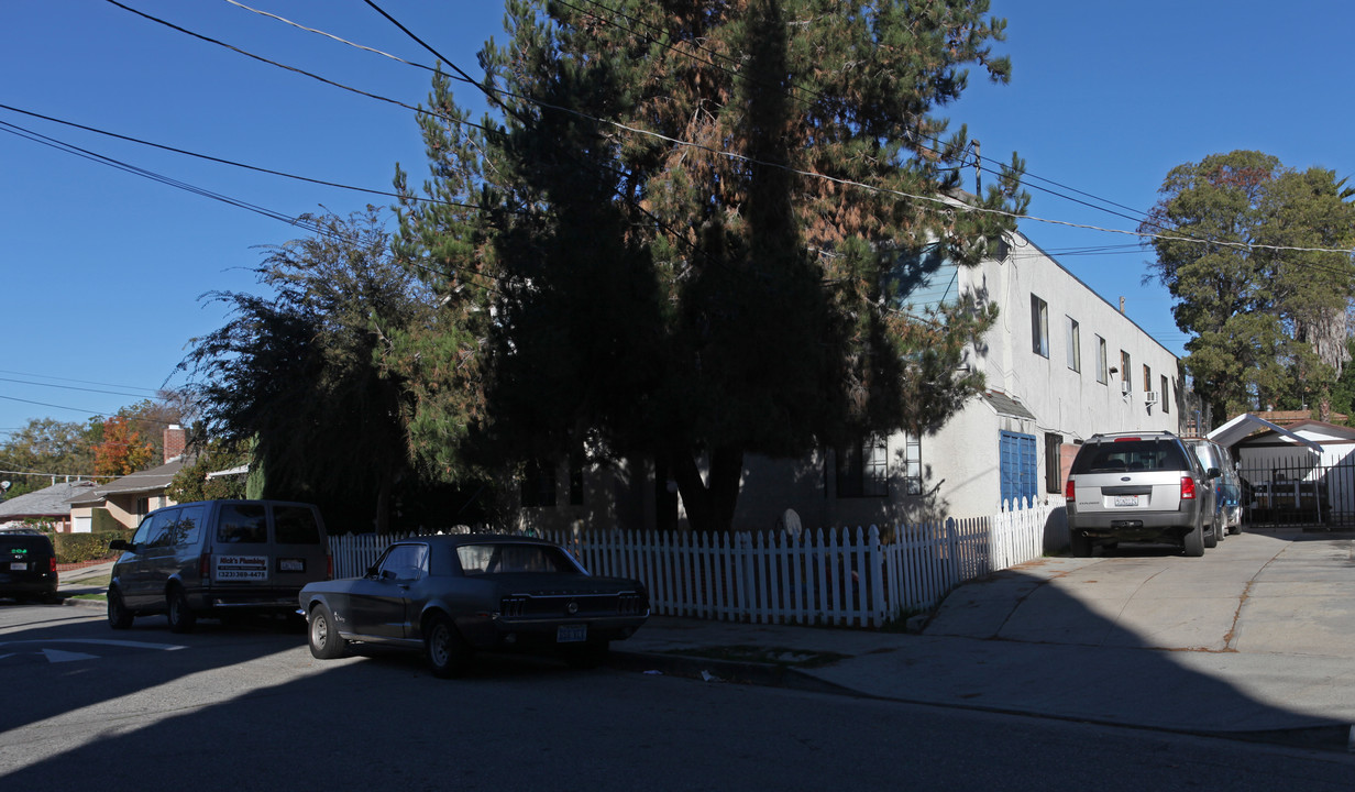 5953 Hayes Ave in Los Angeles, CA - Foto de edificio