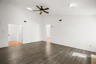 12701 Europa Ln in Austin, TX - Building Photo - Building Photo