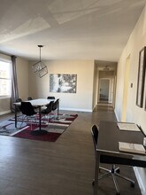 1615 W Lawrence Ave in Chicago, IL - Building Photo - Building Photo