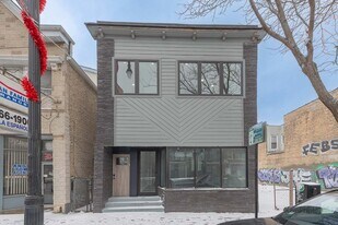 3044 W Irving Park Rd, Unit 2 in Chicago, IL - Building Photo