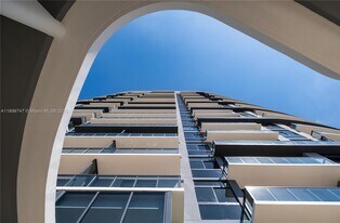 101 Diplomat Pkwy, Unit 0607 in Hallandale Beach, FL - Building Photo