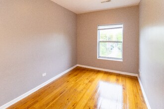 6400 S Peoria St in Chicago, IL - Building Photo - Building Photo