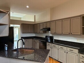 1924 Boulder Dr in Ann Arbor, MI - Building Photo - Building Photo