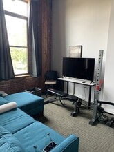 24 Norman St, Unit 24 Norman Street Unit 304 in Salem, MA - Foto de edificio - Building Photo