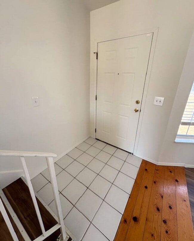 6021 Milstead Ln in Salt Lake City, UT - Foto de edificio - Building Photo