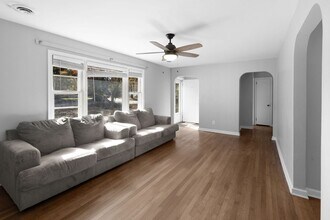 137 Deep Creek Rd in Newport News, VA - Building Photo - Building Photo