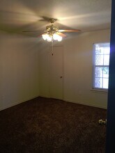 10201 Iris Ln in Waco, TX - Building Photo - Building Photo