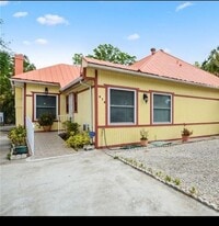 915 W Portage St, Unit A in Kissimmee, FL - Building Photo