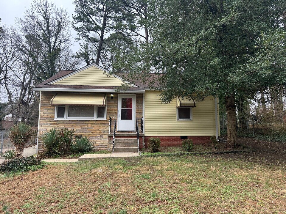 1316 Kentucky St in High Point, NC - Building Photo