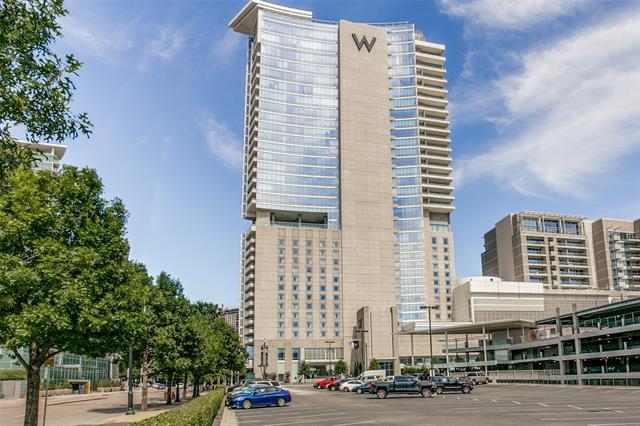 2430 Victory Park Ln in Dallas, TX - Building Photo