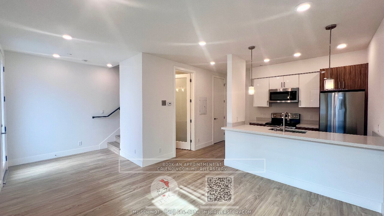 3253 Ettie St, Unit 4 in Oakland, CA - Building Photo