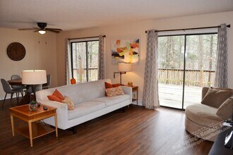 4 Astorga Cir in Hot Springs Village, AR - Building Photo - Building Photo