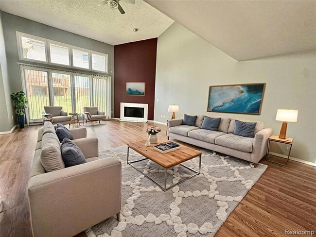 4180 Colorado Ln, Unit 536 in West Bloomfield Township, MI - Building Photo - Building Photo
