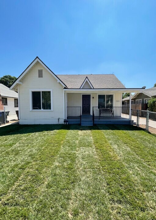 3034 Lemon St in Riverside, CA - Building Photo