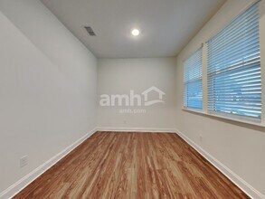 112 Ashton Dr in Mooresville, NC - Foto de edificio - Building Photo