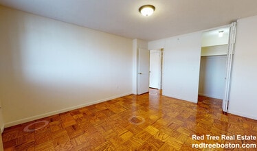 101 Monmouth St in Brookline, MA - Building Photo - Building Photo