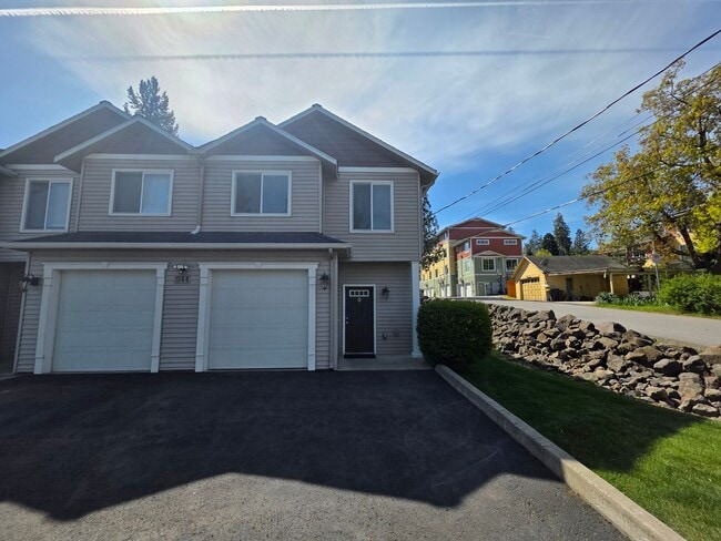 property at 944 E Hartson Ave