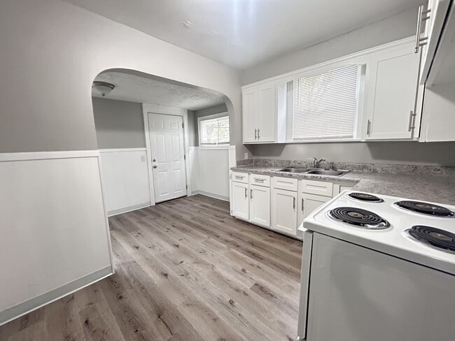 1532 Republic Ave in Columbus, OH - Building Photo - Building Photo