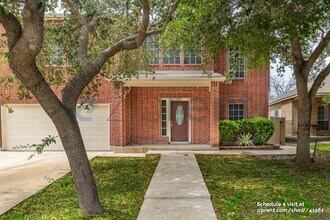 10335 Ashbury Creek in San Antonio, TX - Building Photo - Building Photo